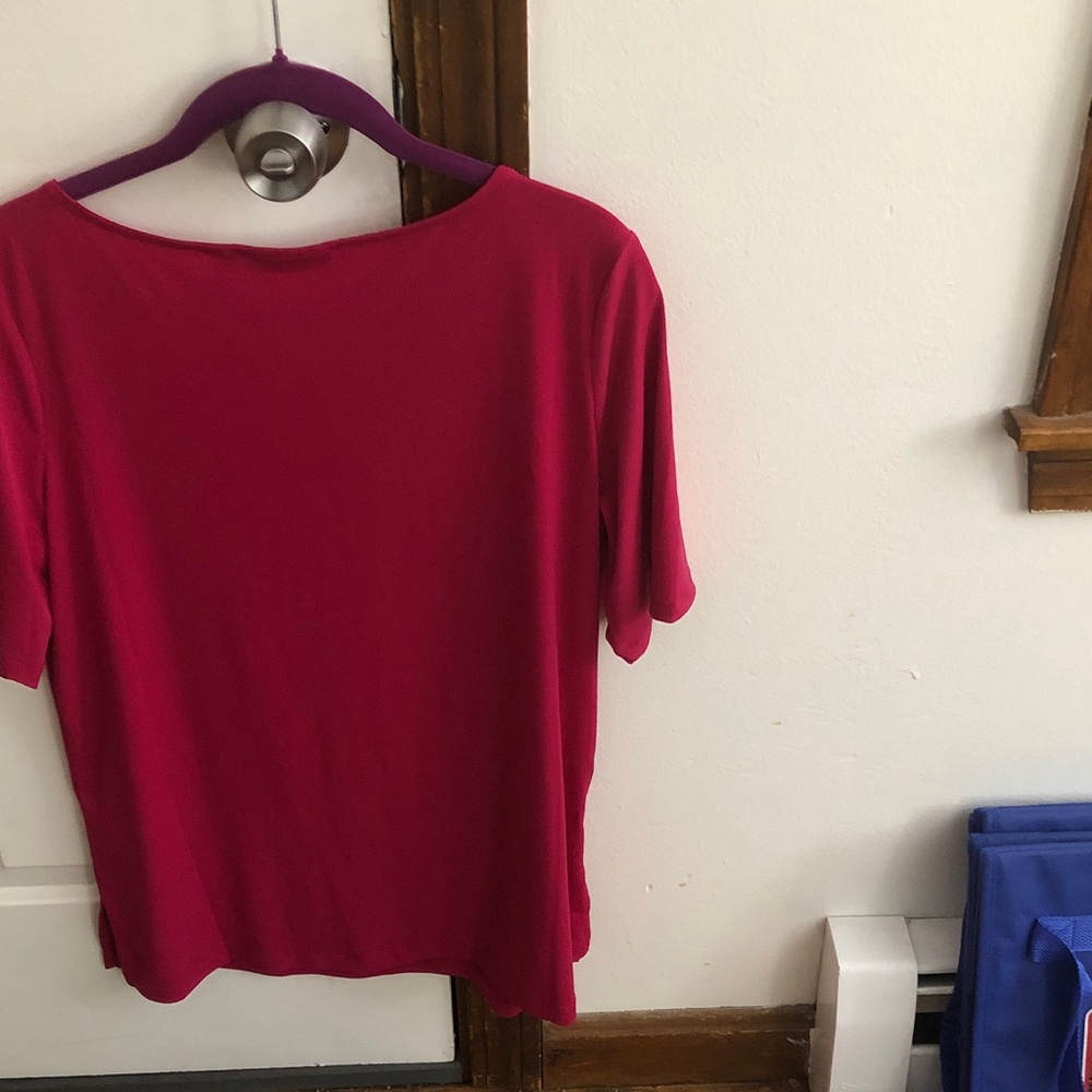 Crisscross V-Neck Top - Picture 2 of 3